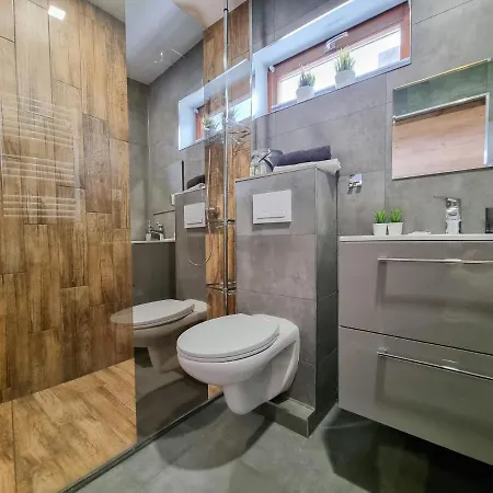 W Karkonoszach. Cichy Zakatek Wojcieszyce